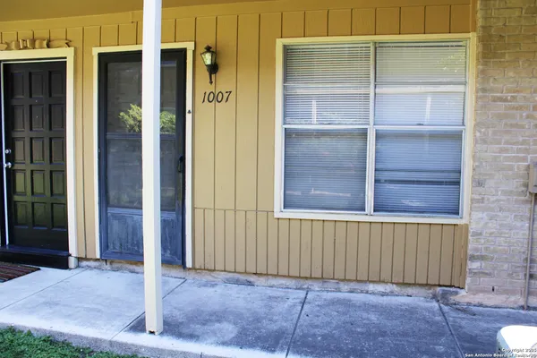 $795 | 923 Vance Jackson Road, Unit 1007, San Antonio, TX 78201