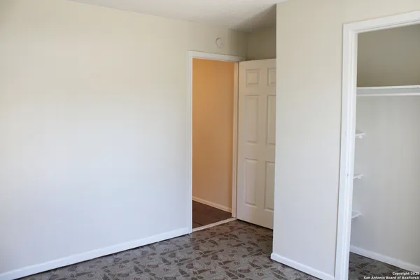 $795 | 923 Vance Jackson Road, Unit 1007, San Antonio, TX 78201