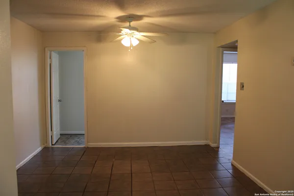 $795 | 923 Vance Jackson Road, Unit 1007, San Antonio, TX 78201