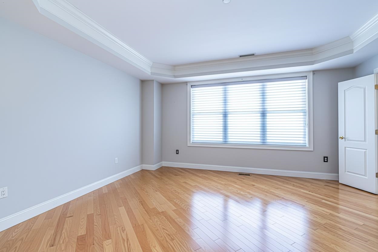 10 Braemoor Woods Road, Unit 300 Salem, NH 03079 - Photo 18 of 36