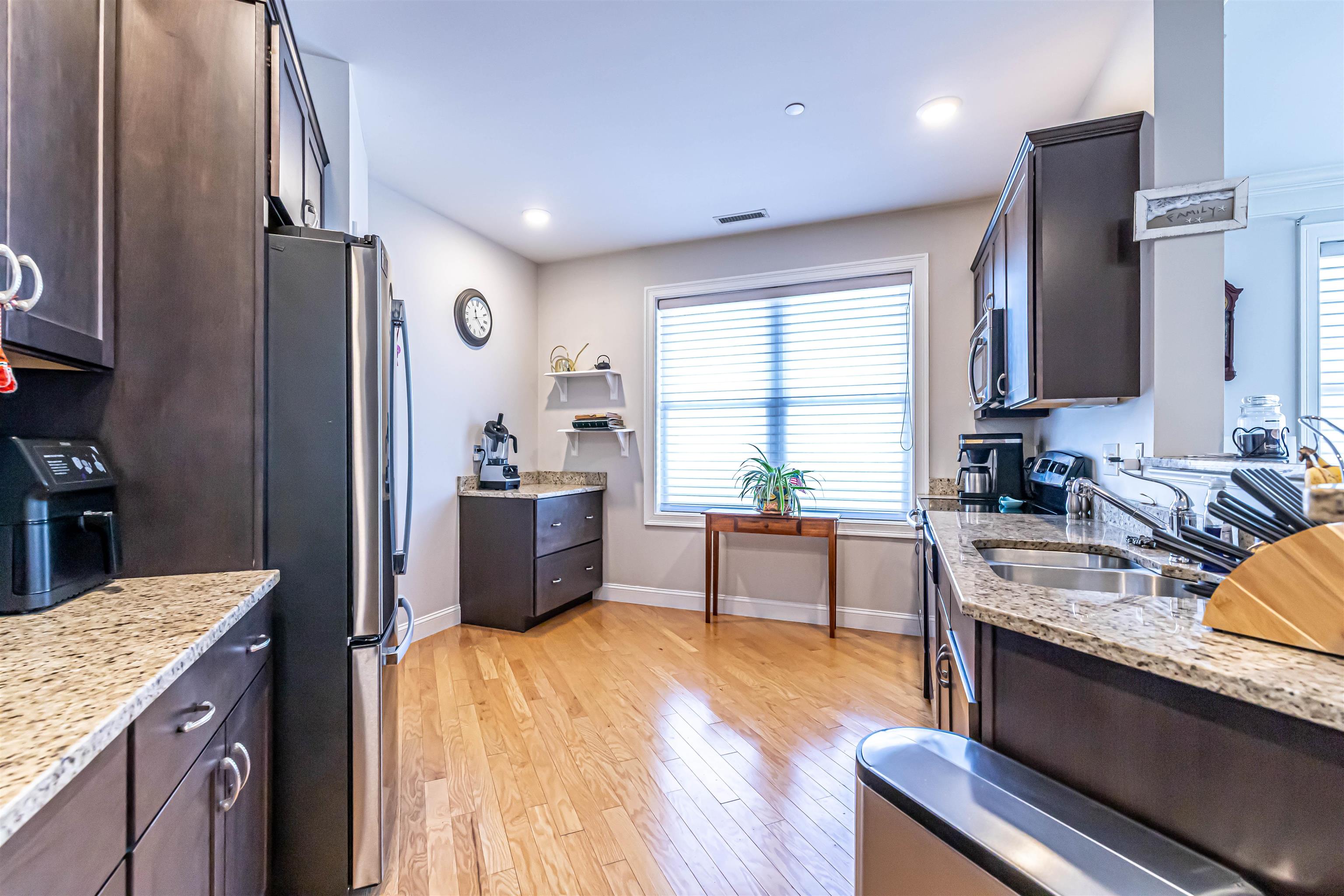 10 Braemoor Woods Road, Unit 300 Salem, NH 03079 - Photo 22 of 31