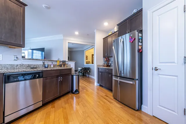 $615,000 | 10 Braemoor Woods Road, Unit 300, Salem, NH 03079