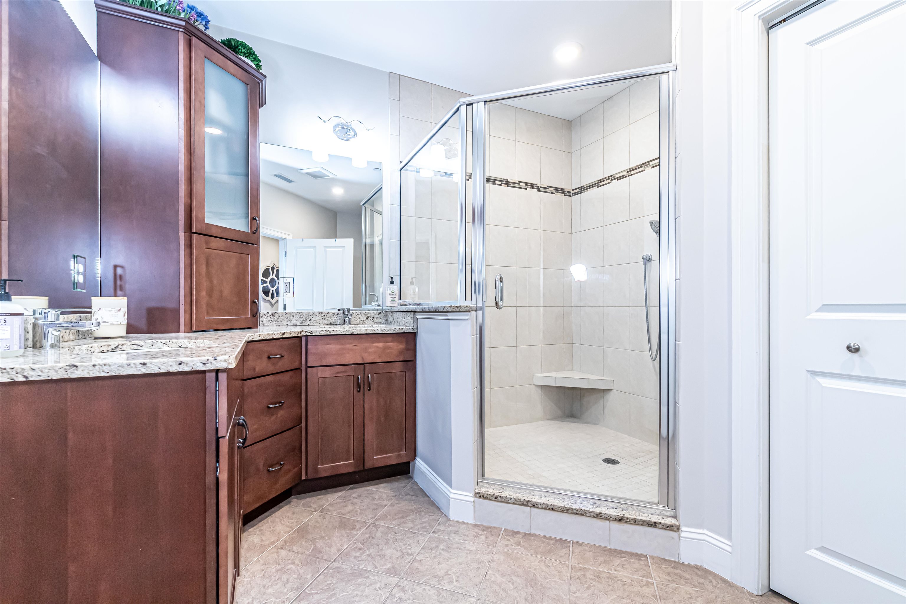 10 Braemoor Woods Road, Unit 300 Salem, NH 03079 - Photo 7 of 31