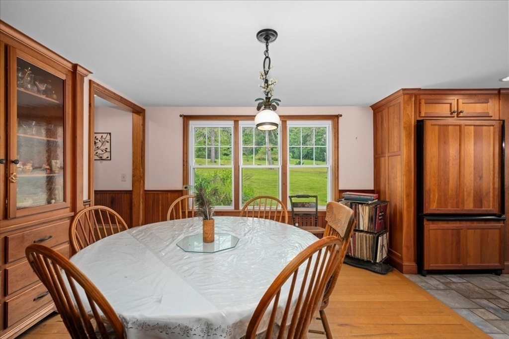 12 Mill Stone Road West Brookfield, MA 01585 - Photo 11 of 41