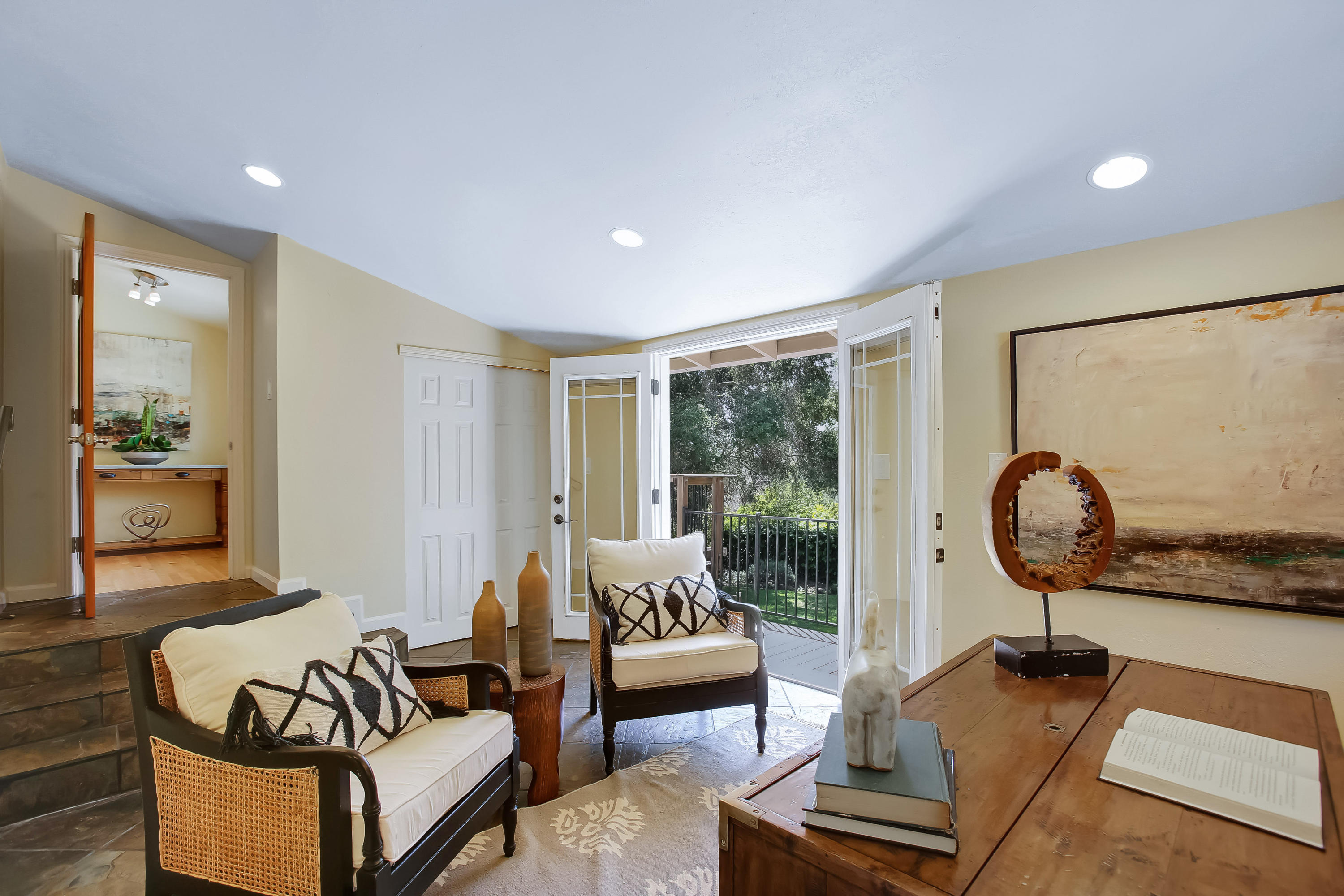 833 Cheltenham Road Santa Barbara, CA 93105 - Photo 10 of 23 Bedroom/Office
