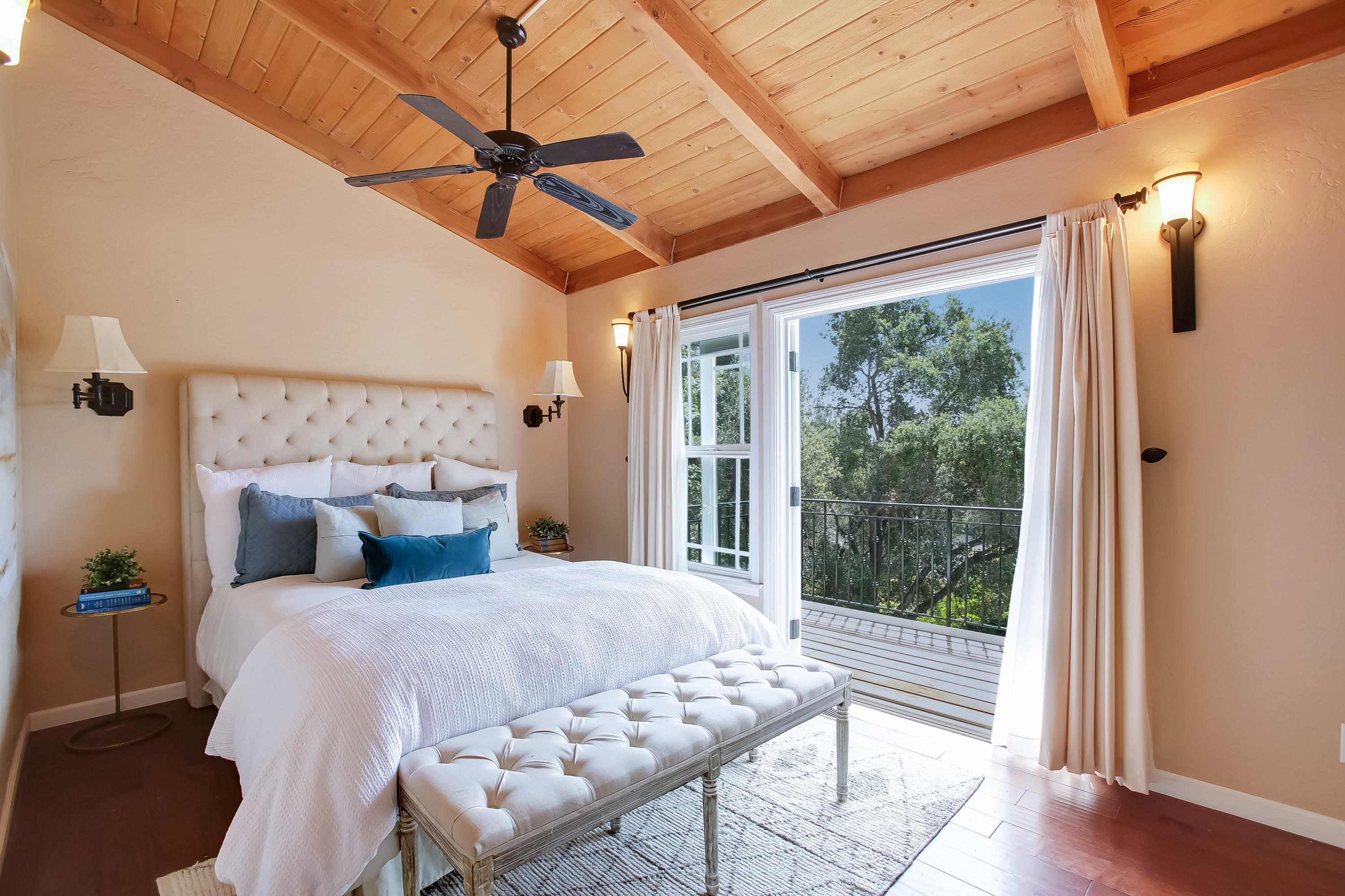 833 Cheltenham Road Santa Barbara, CA 93105 - Photo 11 of 23 Primary Bedroom
