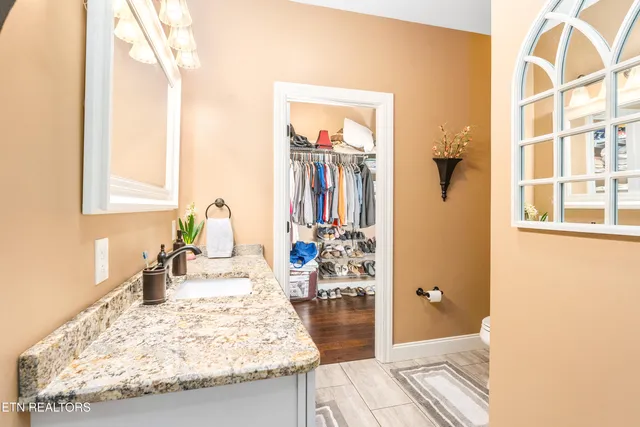 $550,000 | 180 Owens Drive, Rocky Top, TN 37769