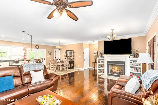 $550,000 | 180 Owens Drive, Rocky Top, TN 37769