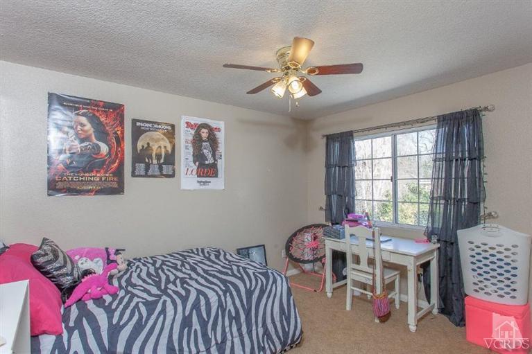 3606 Claridge Court Simi Valley, CA 93063 - Photo 35 of 58 a bedroom with a bed and a window