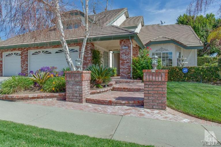 3606 Claridge Court Simi Valley, CA 93063 - Photo 5 of 58 front view of house with a yard and potted plants