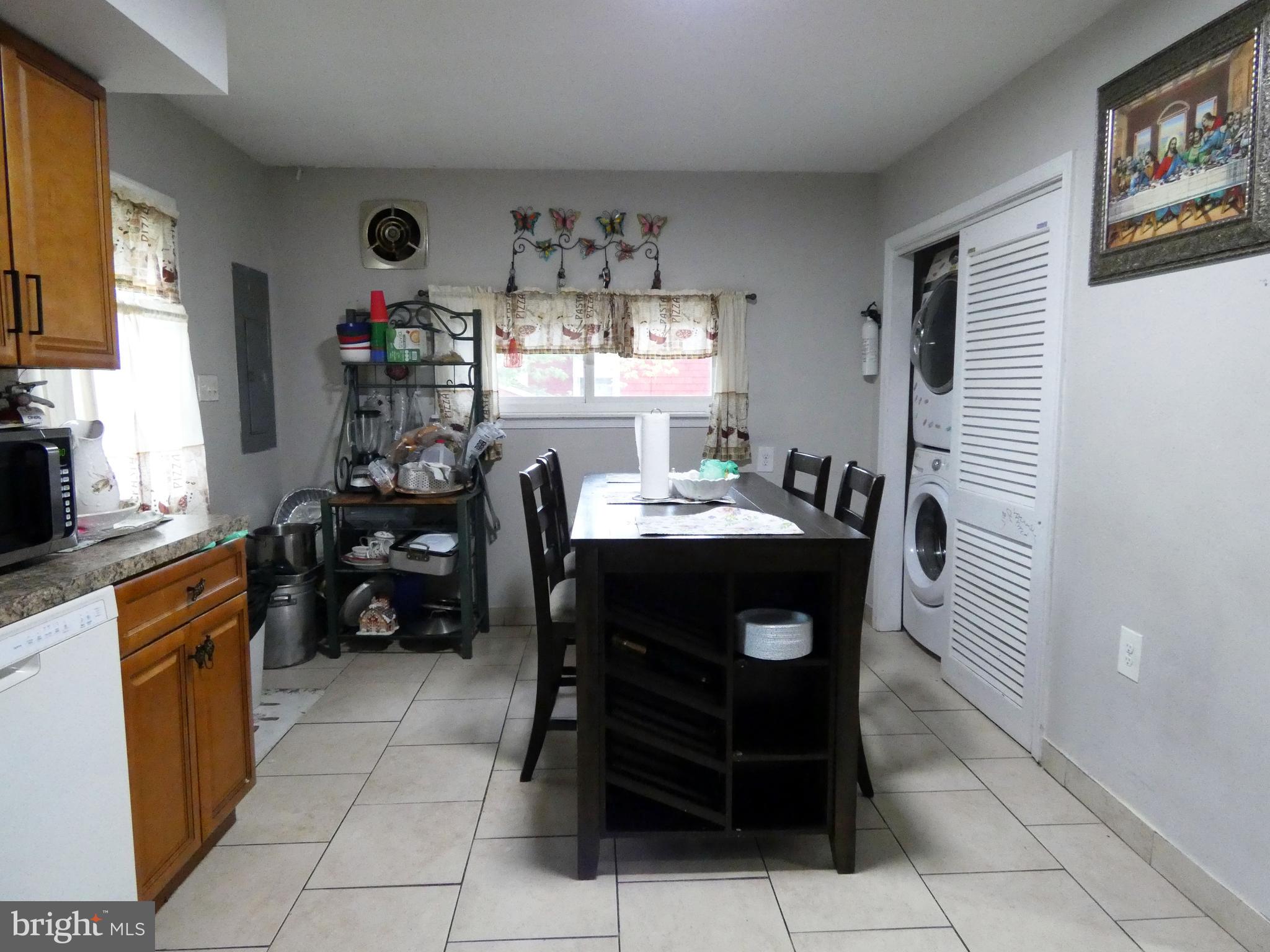 256 H Street Carneys Point, NJ 08069 - Photo 14 of 21