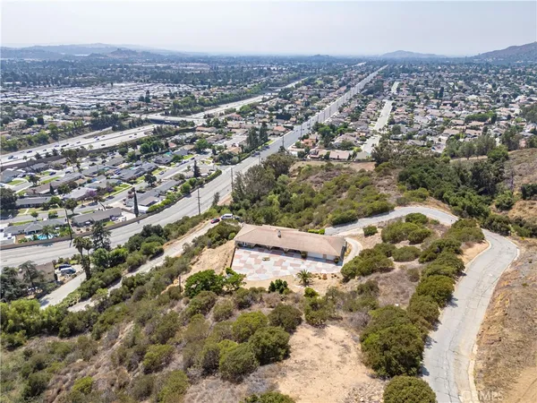 $1,398,000 | 521 Baseline Road, La Verne, CA 91750