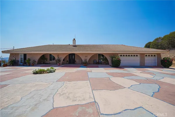 $1,398,000 | 521 Baseline Road, La Verne, CA 91750