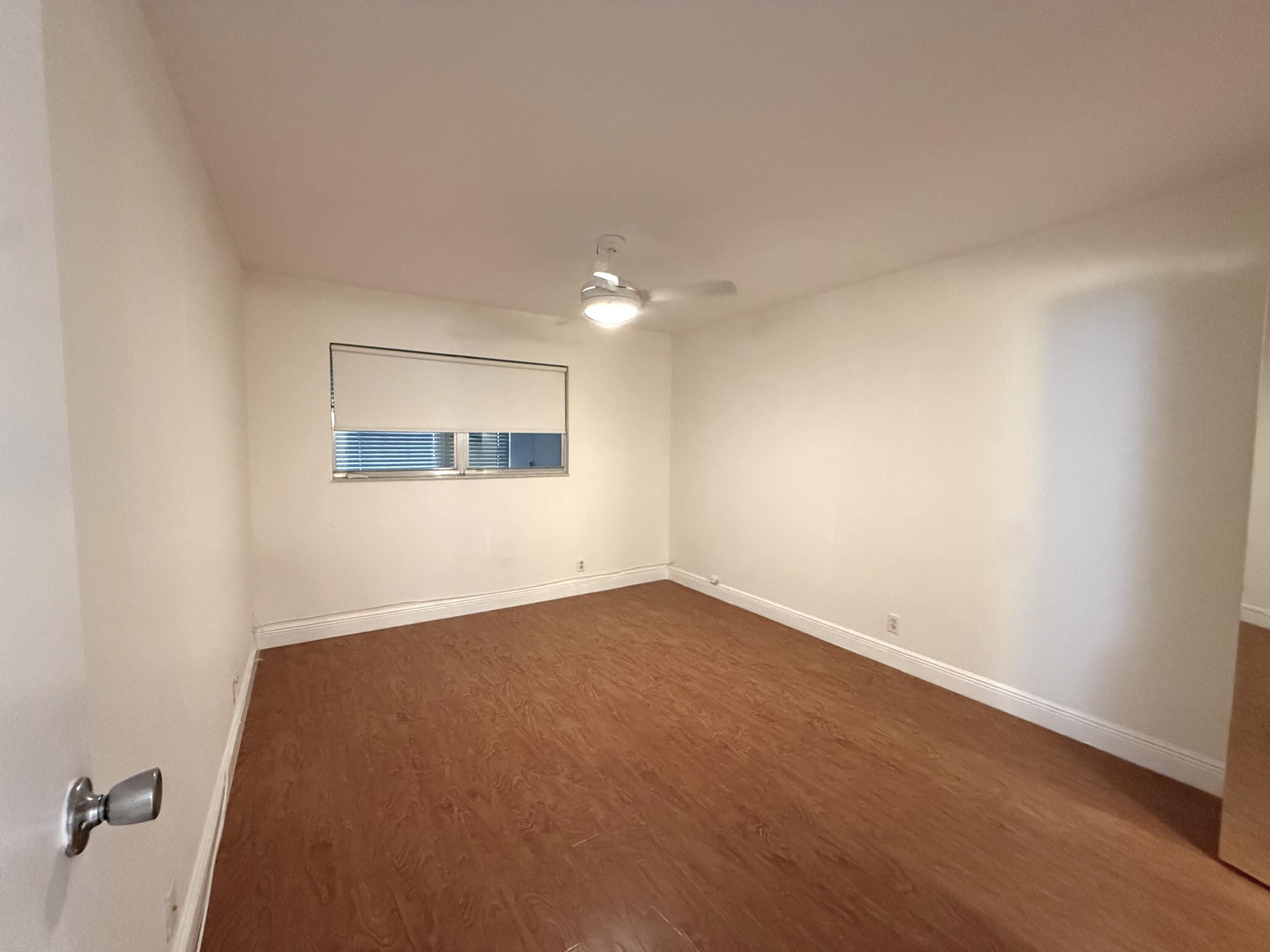569 Monaco L Delray Beach Delray Beach, FL 33446 - Photo 14 of 32 PRIMARY BDRM 569 MON-L