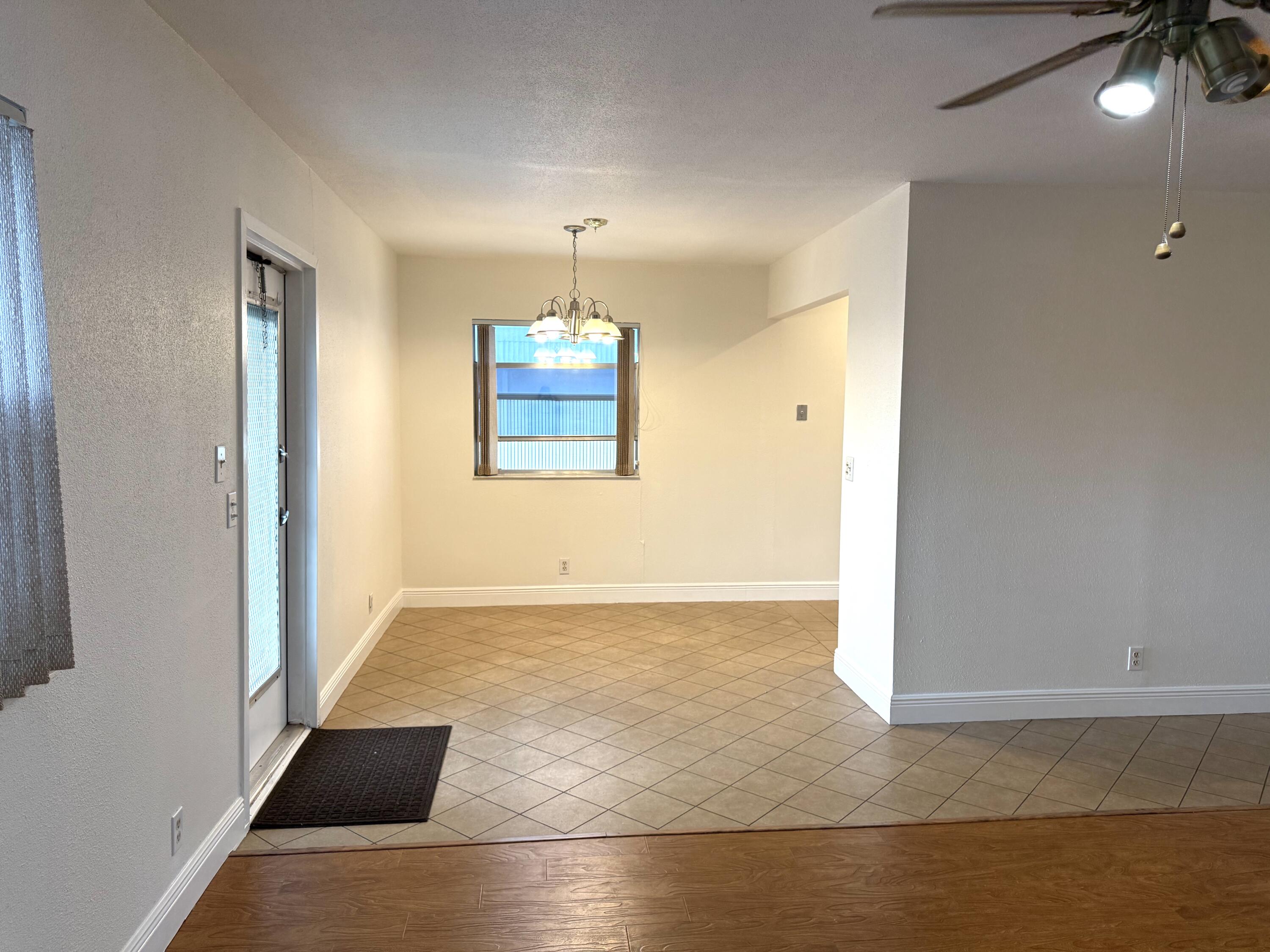 569 Monaco L Delray Beach Delray Beach, FL 33446 - Photo 6 of 32 VIEW TO DINING 569 MON-L