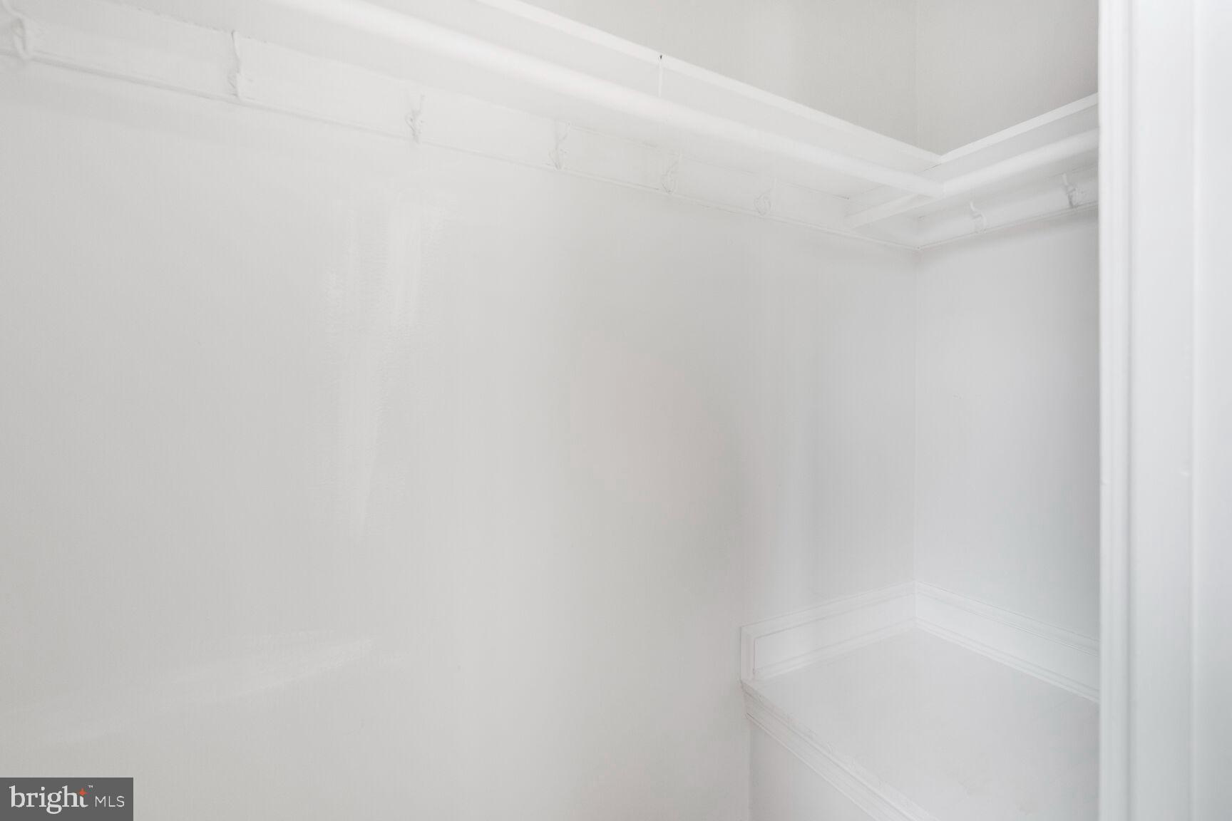 203 South Courthouse Road Arlington, VA 22204 - Photo 19 of 43 close up of a white marble wall