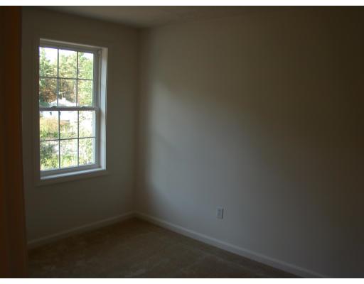 66 Parker Road Shirley, MA 01464 - Photo 16 of 24
