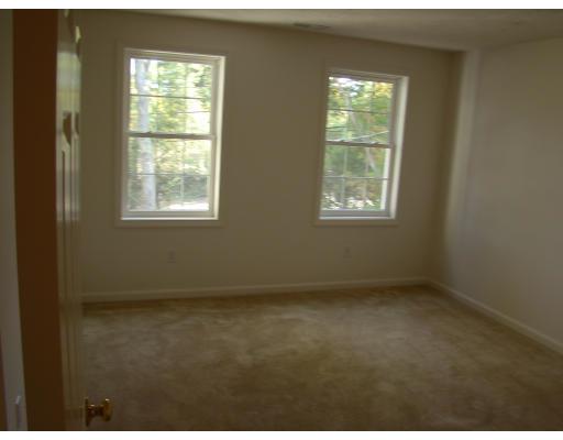 66 Parker Road Shirley, MA 01464 - Photo 22 of 24 an empty room with a window