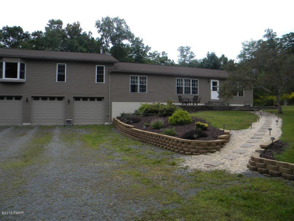 128 Frank Road Road Hawley, PA 18428 - Photo 4 of 37