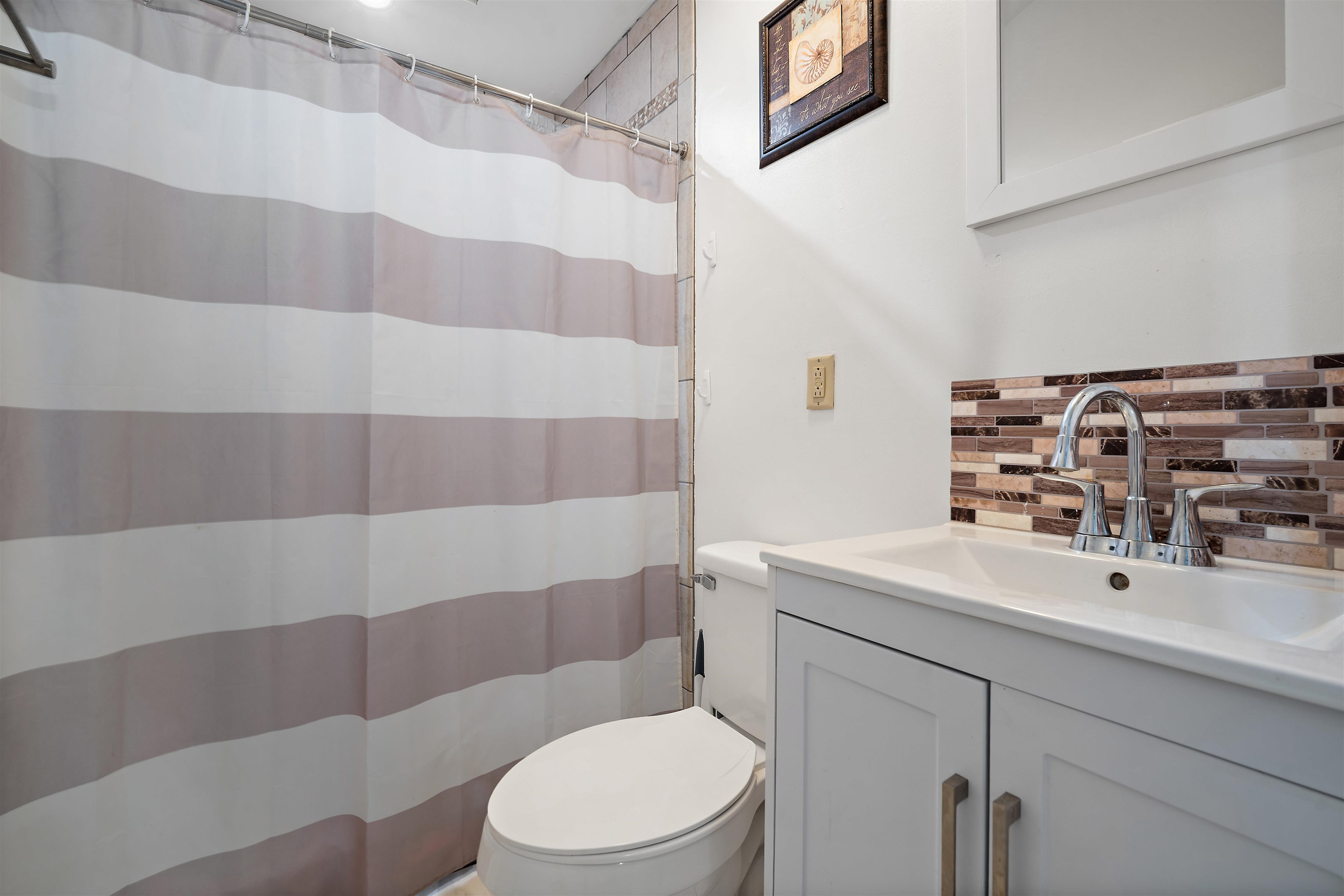 627 Spanish Main Daphne, AL 36527 - Photo 39 of 39 Bathroom