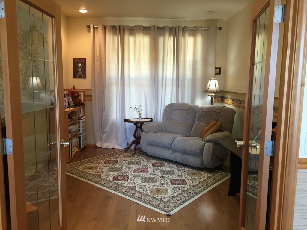 442 Bond Road Castle Rock, WA 98611 - Photo 10 of 16