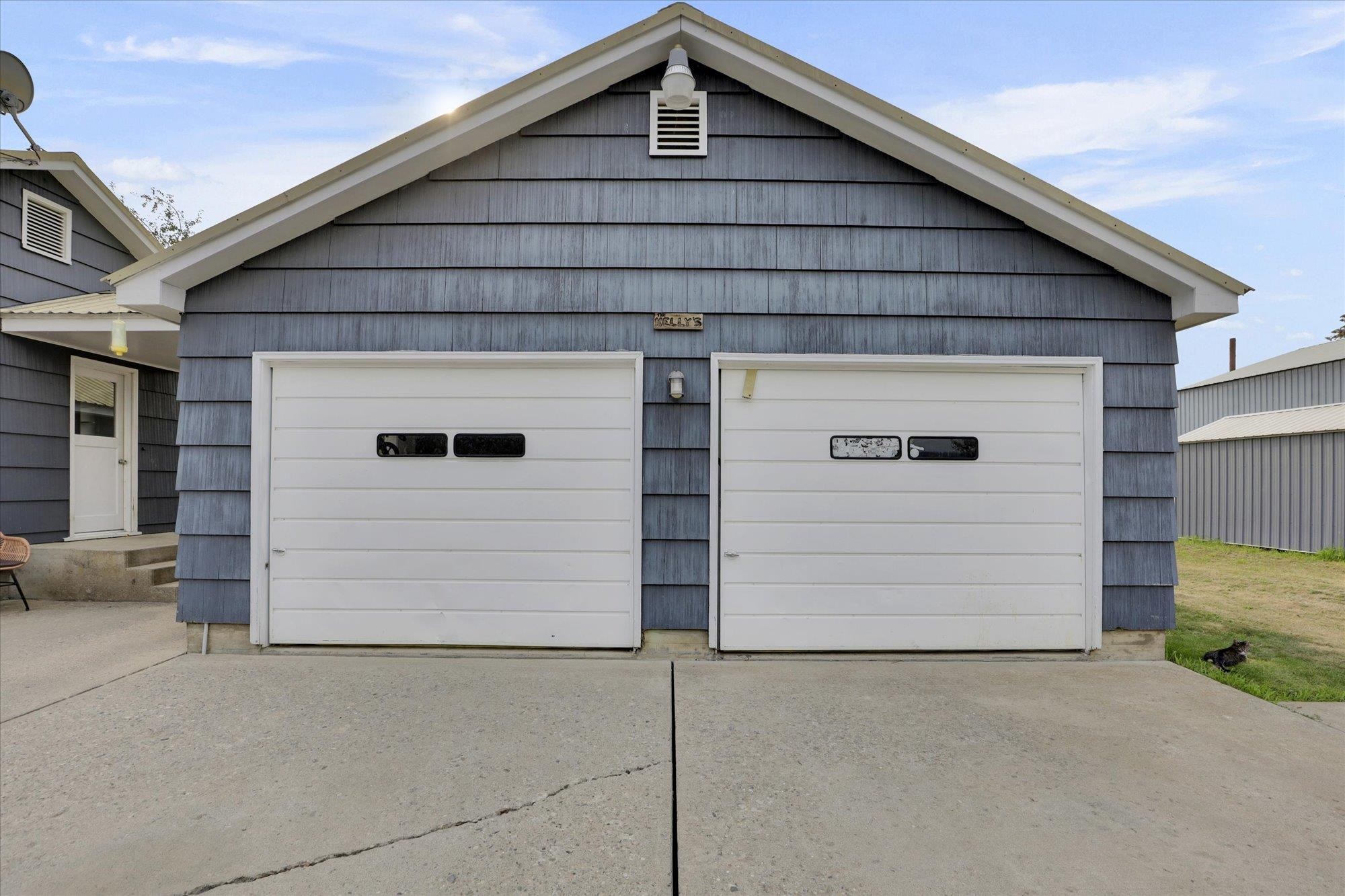 212 Mathews Street Ione, WA 99139 - Photo 2 of 35