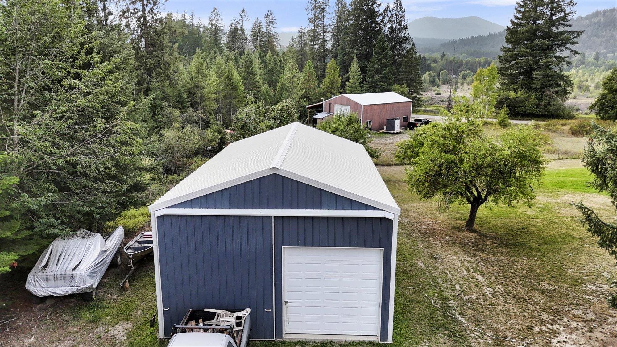 212 Mathews Street Ione, WA 99139 - Photo 2 of 35
