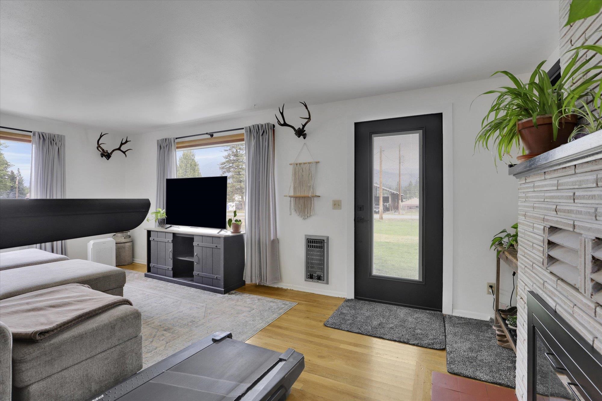 212 Mathews Street Ione, WA 99139 - Photo 3 of 35