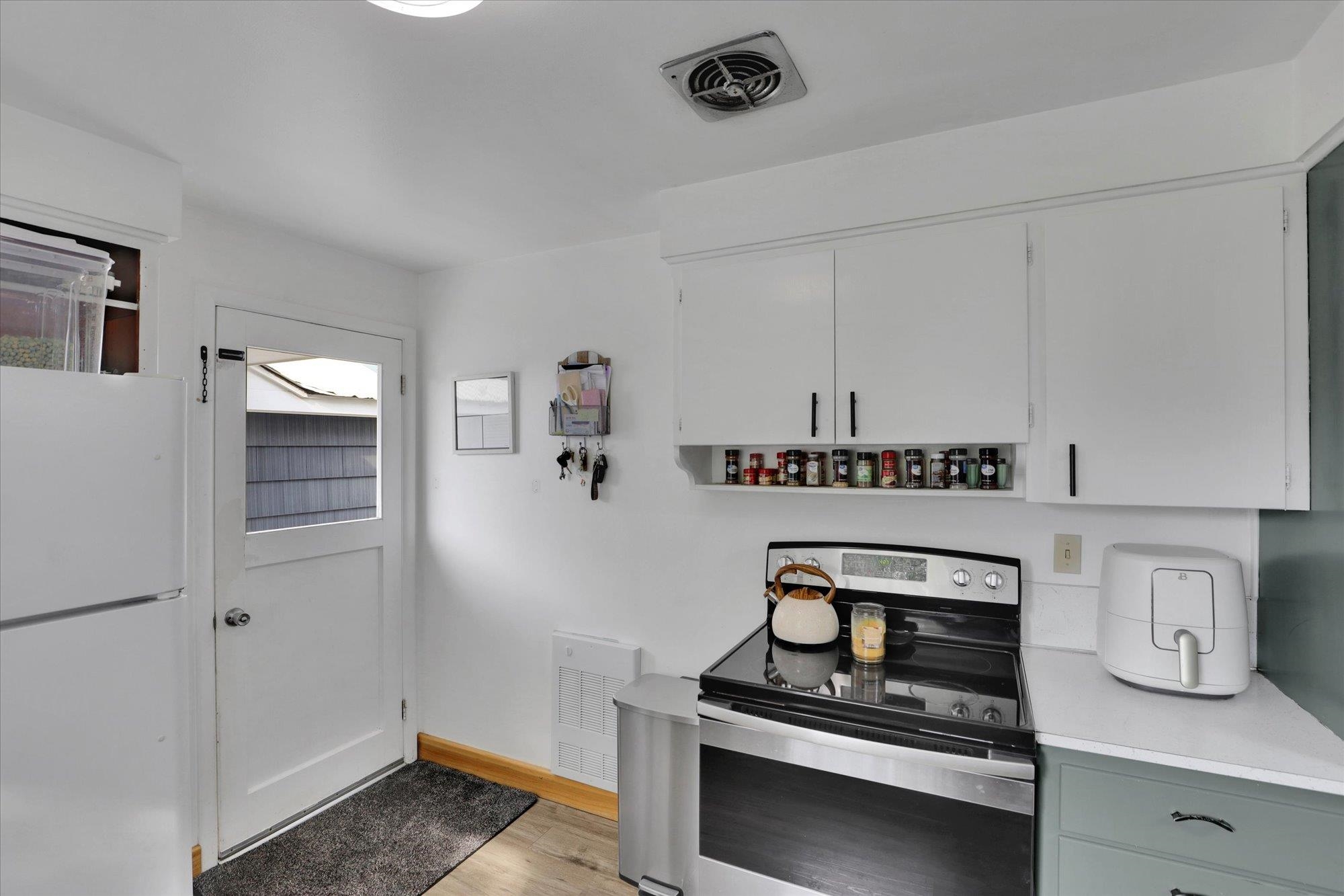 212 Mathews Street Ione, WA 99139 - Photo 5 of 35