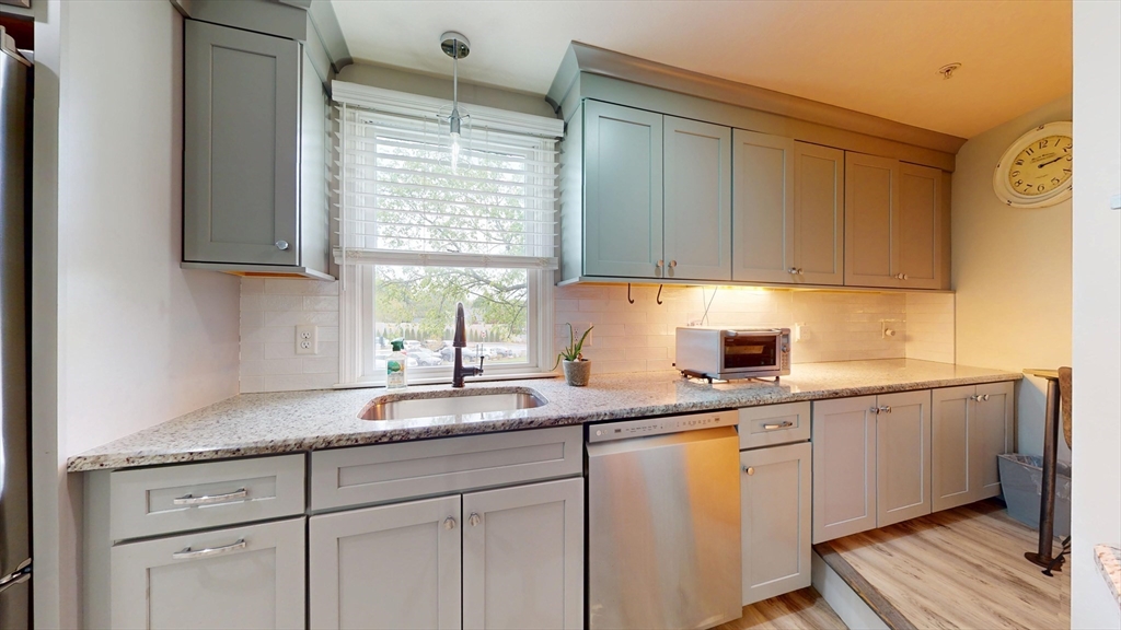 400 Main Street Reading, MA 01867 - Photo 9 of 42