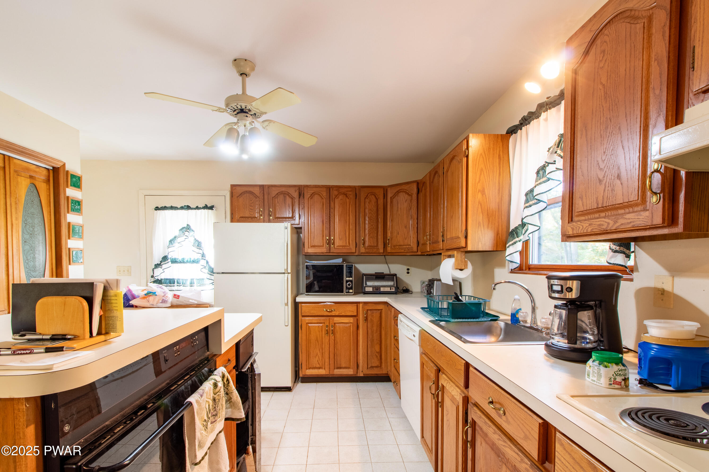342 Lake Russell Road Newfoundland, PA 18445 - Photo 9 of 37 Kitchen