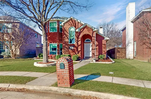$425,000 | 3805 Braxton Lane, Flower Mound, TX 75028