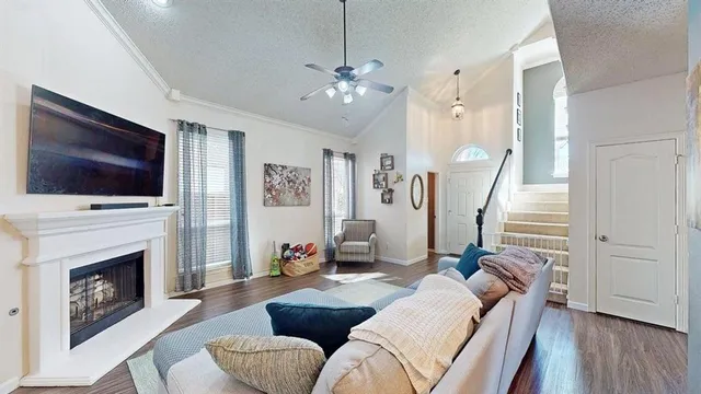 $425,000 | 3805 Braxton Lane, Flower Mound, TX 75028