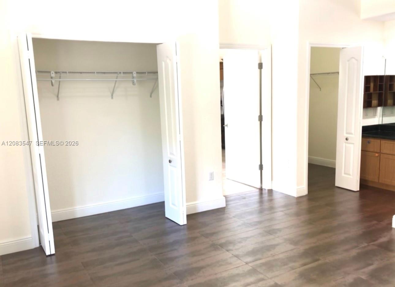 4400 Southwest 164th Path Miami, FL 33185 - Photo 10 of 23 Gallery Image 10