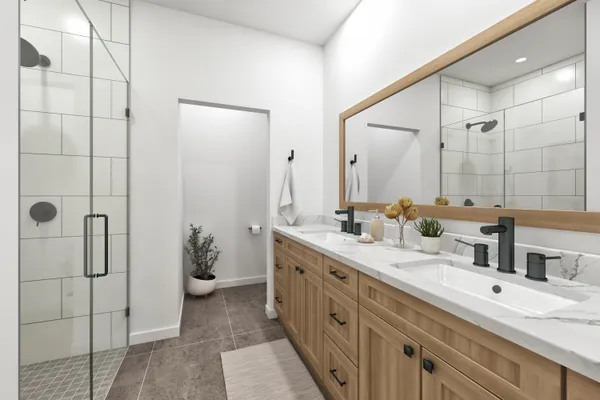 $499,900 | 585 Pioneer Court, Unit 22 LEFT, Oconomowoc, WI 53066