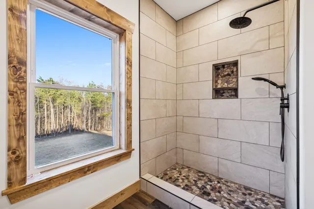 $589,000 | 3993 Hwy 231 Erin Tn 37061, Erin, TN 37061