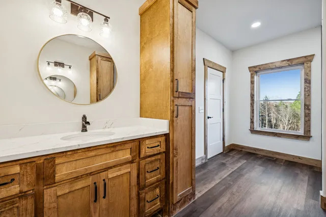 $589,000 | 3993 Hwy 231 Erin Tn 37061, Erin, TN 37061