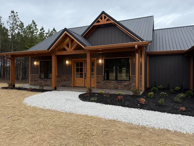 $589,000 | 3993 Hwy 231 Erin Tn 37061, Erin, TN 37061