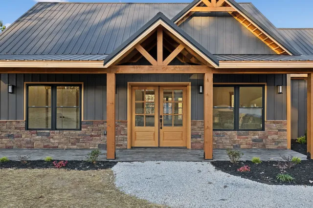 $589,000 | 3993 Hwy 231 Erin Tn 37061, Erin, TN 37061