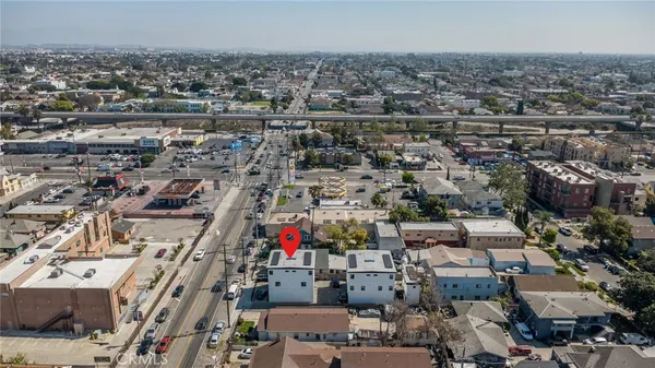 $2,500,000 | 532 West Vernon Avenue, Los Angeles, CA 90037