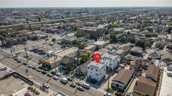 $2,500,000 | 532 West Vernon Avenue, Los Angeles, CA 90037