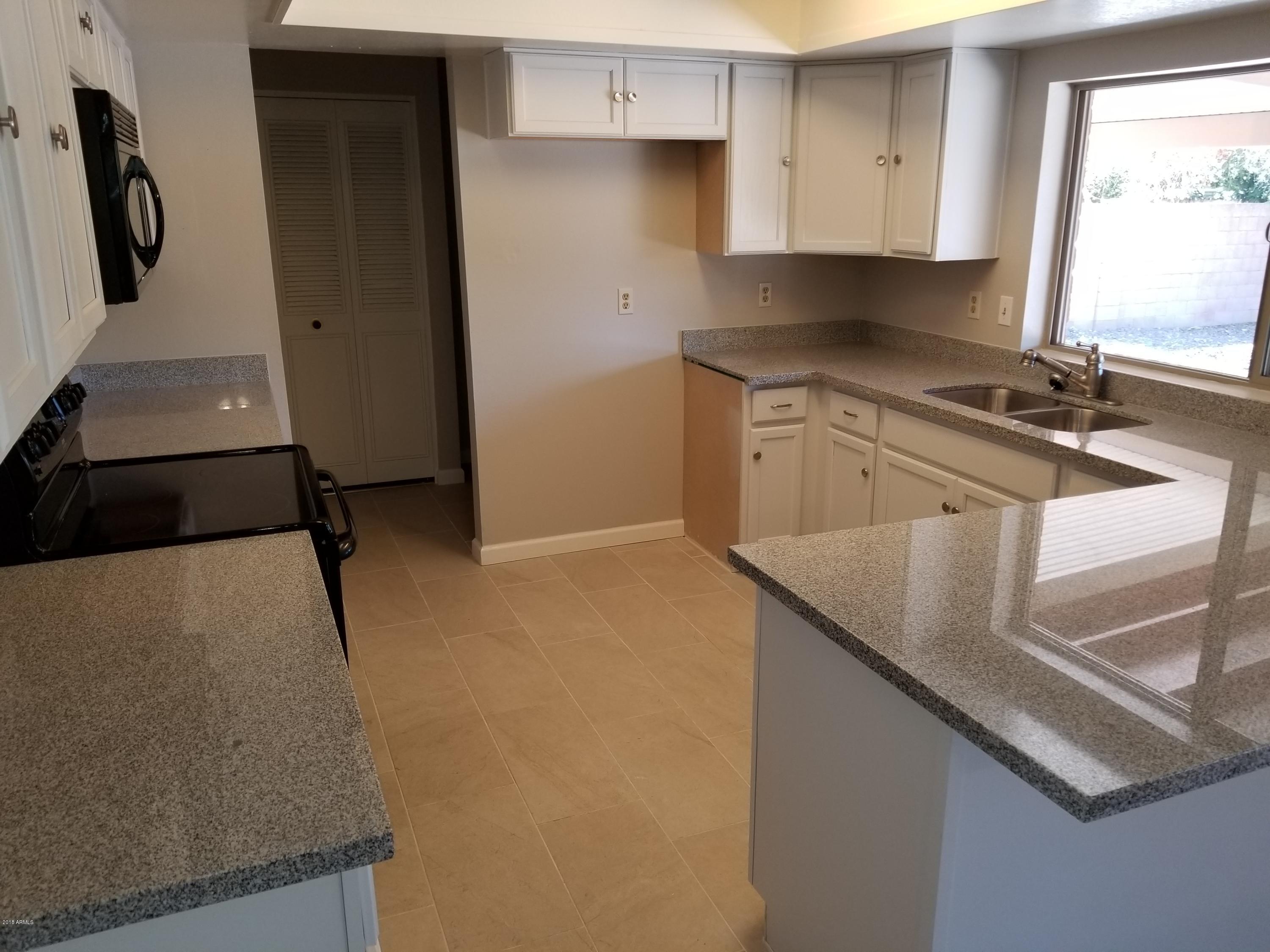 1425 West Utopia Road Phoenix, AZ 85027 - Photo 14 of 35 20180414_095005