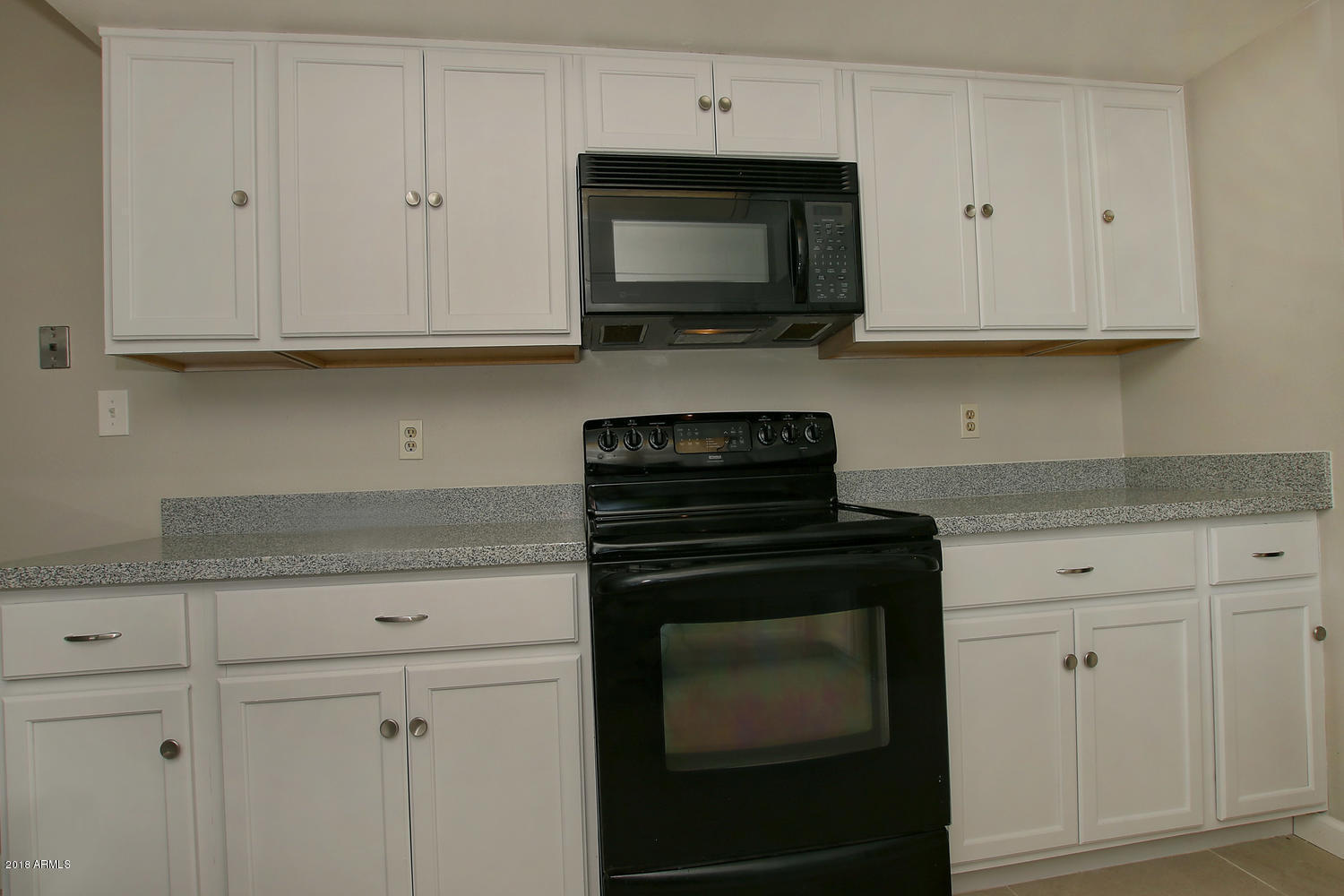 1425 West Utopia Road Phoenix, AZ 85027 - Photo 15 of 35 1425 W Utopia Rd Phoenix AZ-large-015-7-