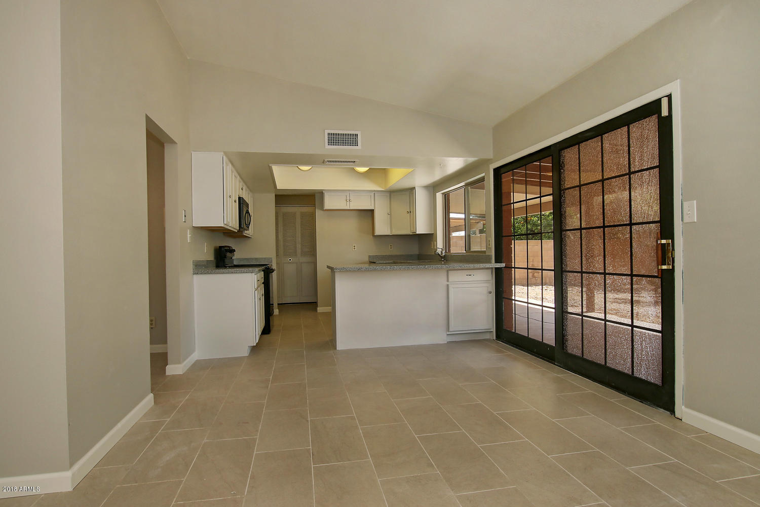 1425 West Utopia Road Phoenix, AZ 85027 - Photo 16 of 35 1425 W Utopia Rd Phoenix AZ-large-012-16