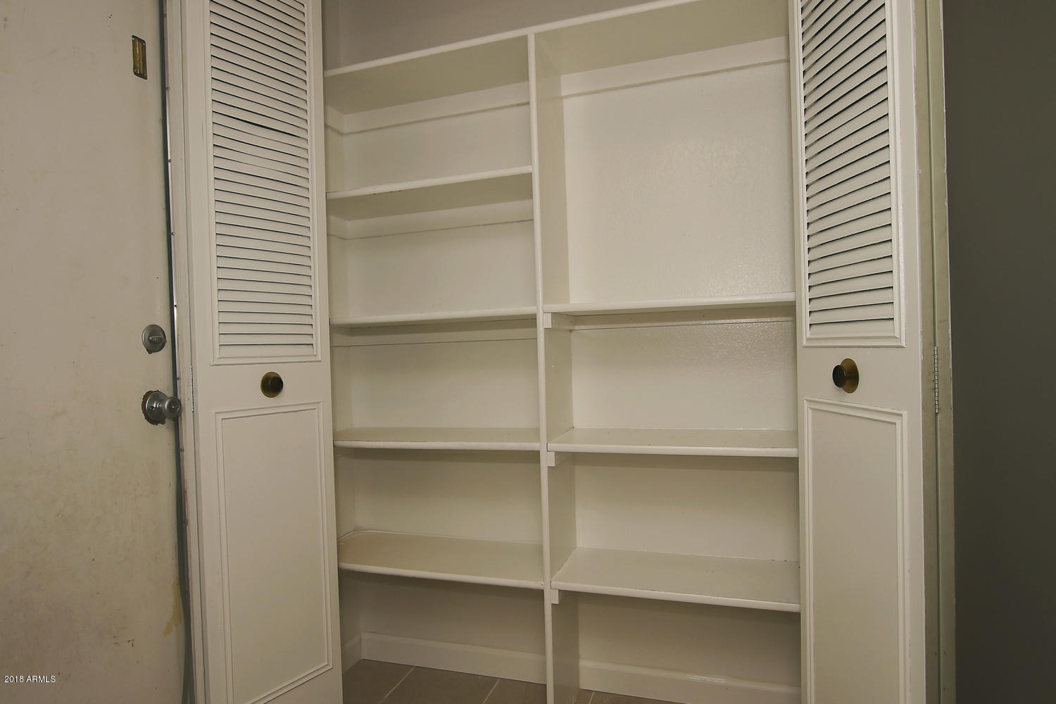 1425 West Utopia Road Phoenix, AZ 85027 - Photo 19 of 35 Pantry