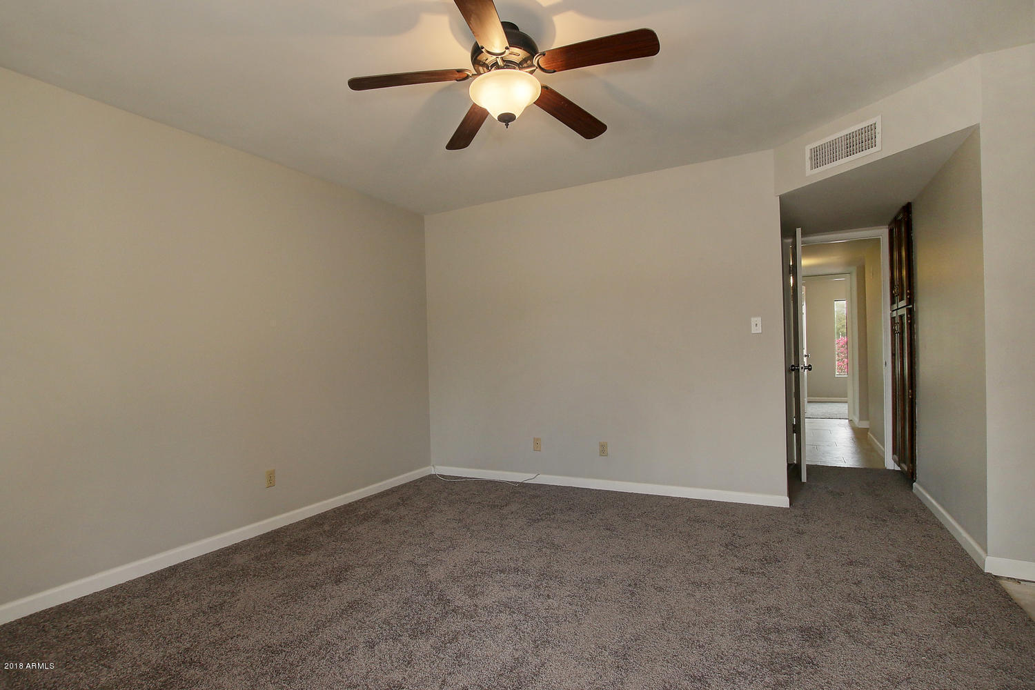 1425 West Utopia Road Phoenix, AZ 85027 - Photo 21 of 35 1425 W Utopia Rd Phoenix AZ-large-017-9-