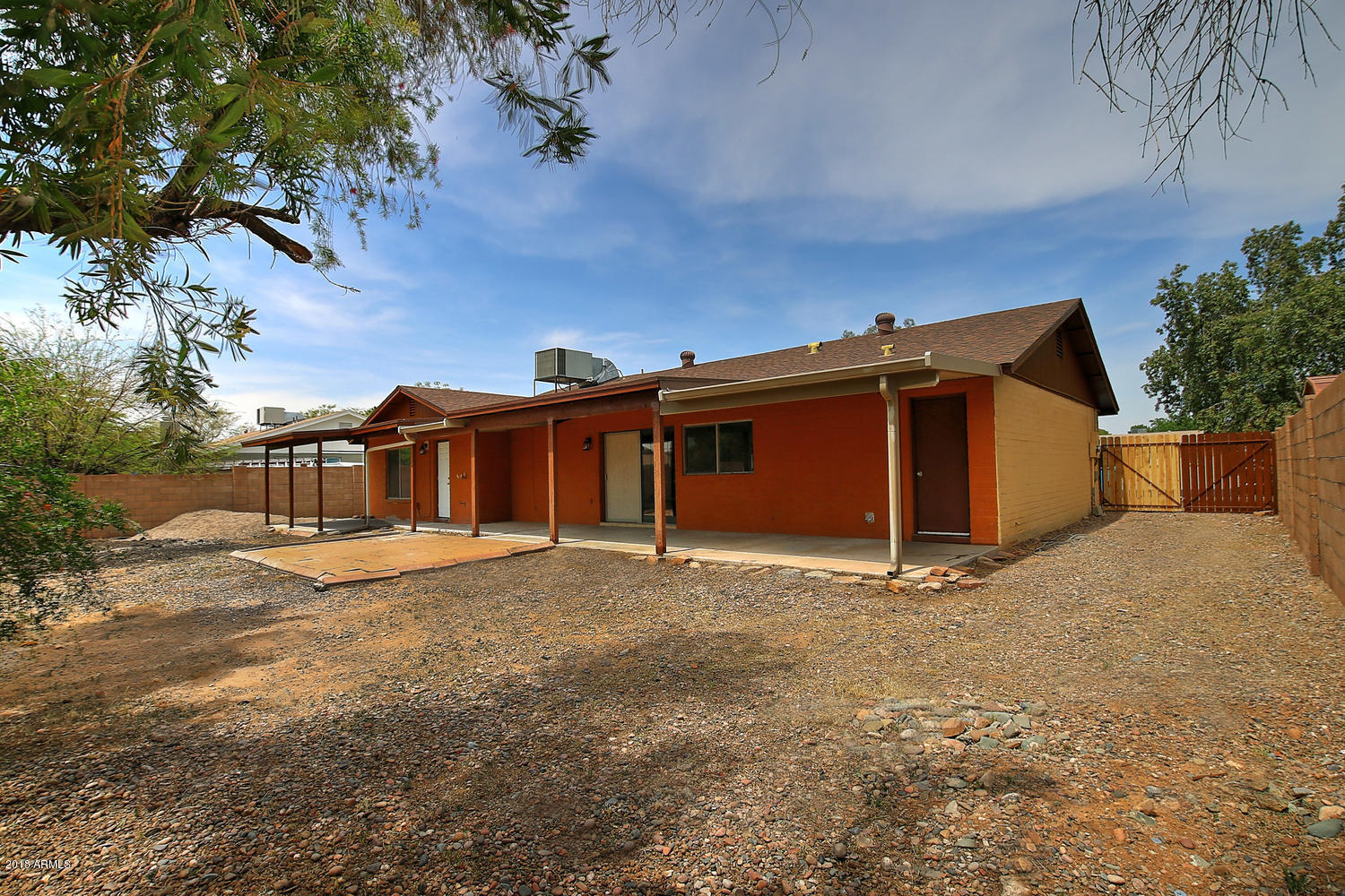 1425 West Utopia Road Phoenix, AZ 85027 - Photo 32 of 35 2 RV Gates