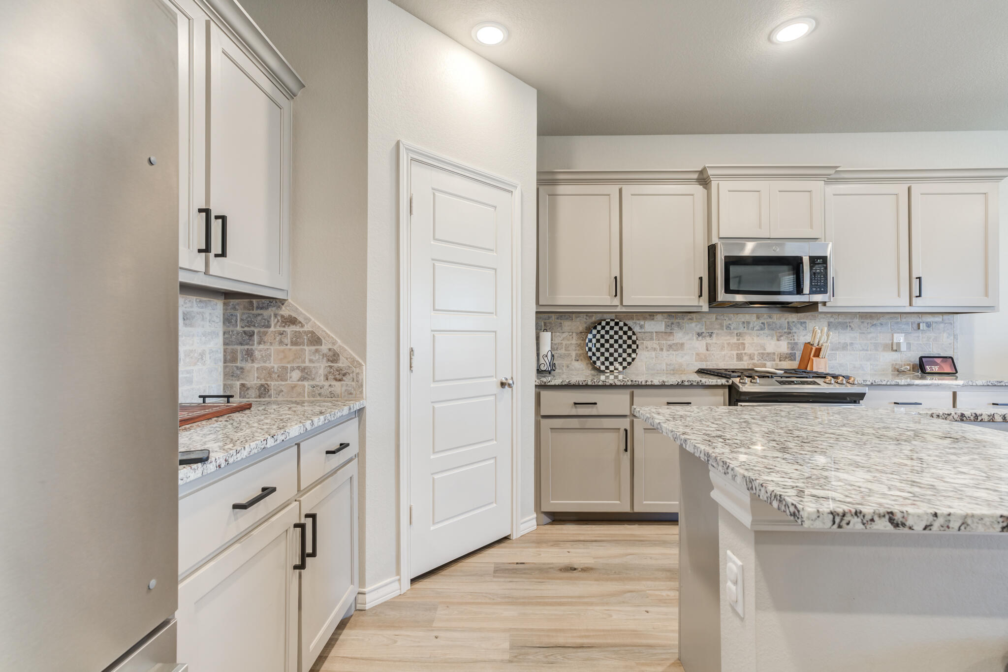 812 North 3rd Street Wolfforth, TX 79382 - Photo 14 of 44 DSC02461_2_3_4_5