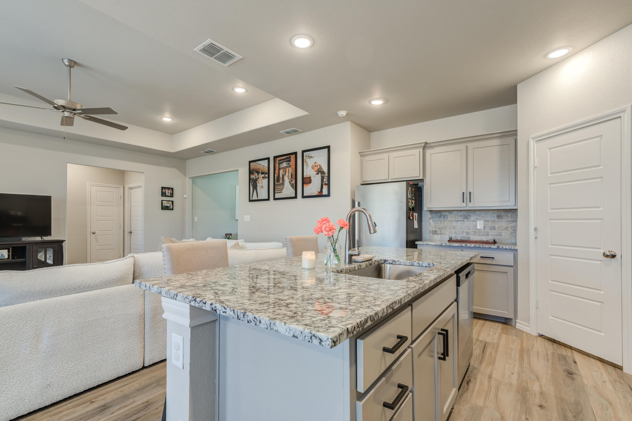 812 North 3rd Street Wolfforth, TX 79382 - Photo 15 of 44 DSC02491_2_3_4_5