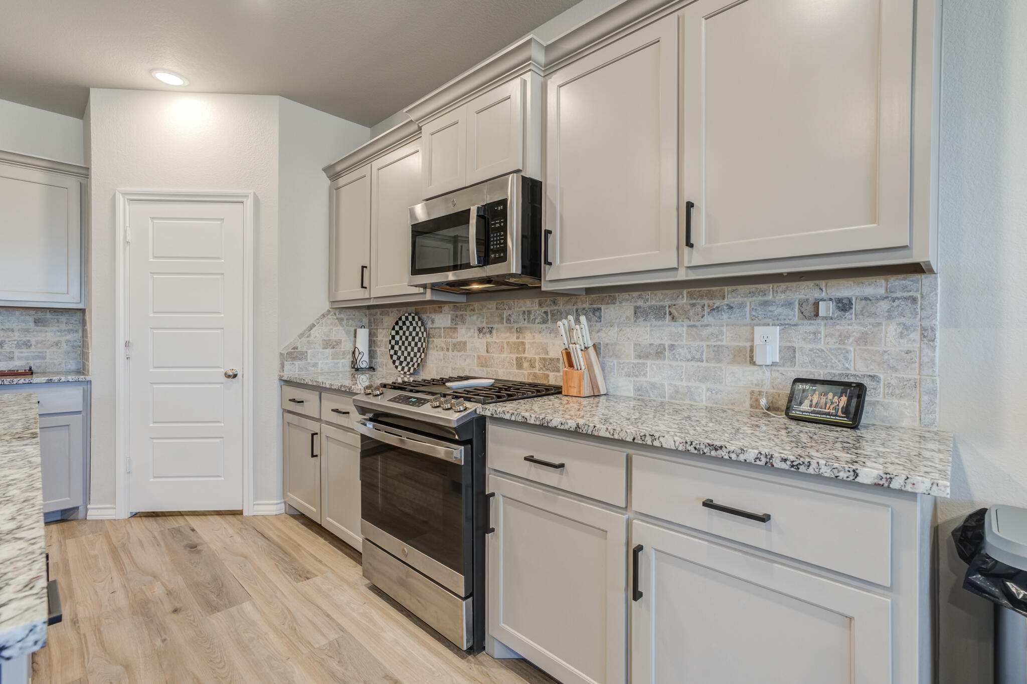 812 North 3rd Street Wolfforth, TX 79382 - Photo 16 of 44 DSC02496_497_498_499_500